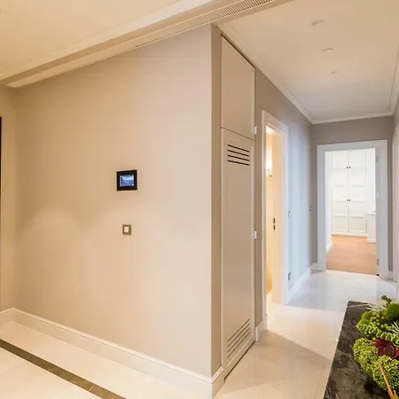 Ist Flats Serviced Apartments-emaar Sq Aparthotel