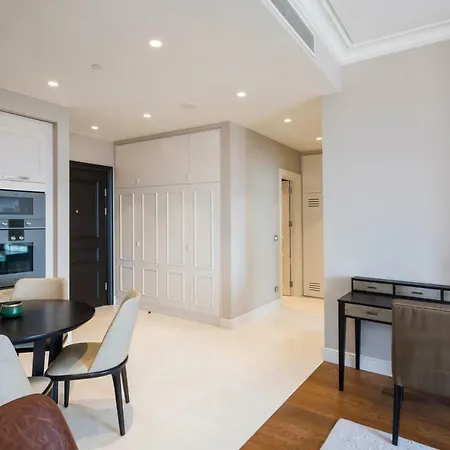 Aparthotel Ist Flats Serviced Apartments-emaar Sq Istanbul