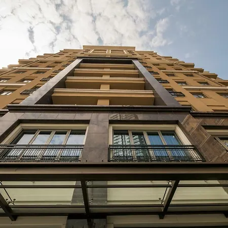 Ist Flats Serviced Apartments-emaar Sq