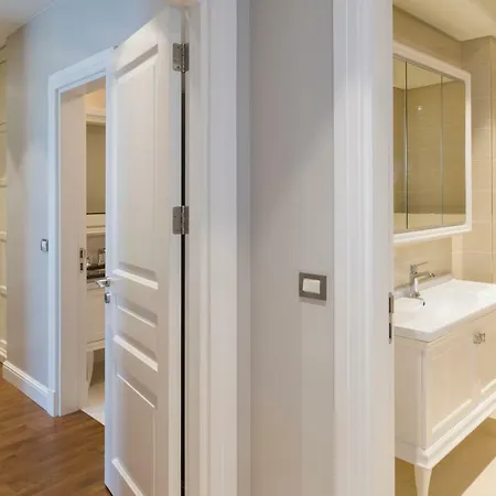 Ist Flats Serviced Apartments-emaar Sq Aparthotel 2*